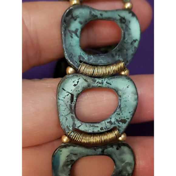 Carol Dauplaise Stretch Bracelet Light Blue & Black Stone, Gold Tone - Picture 8 of 8